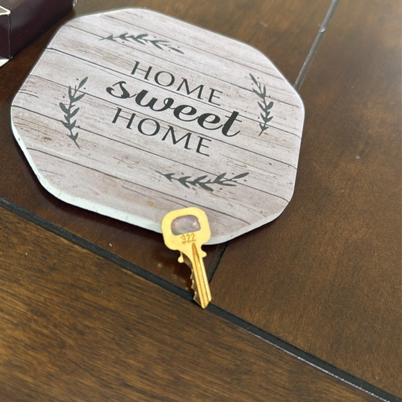 LV key - Picture 5 of 6